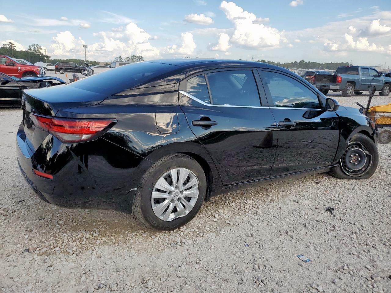 2025 NISSAN SENTRA