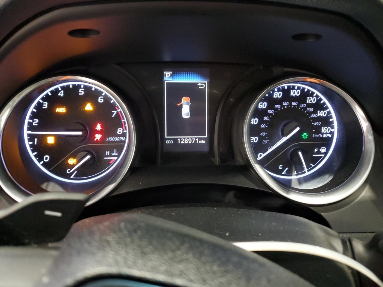 2018 TOYOTA CAMRY