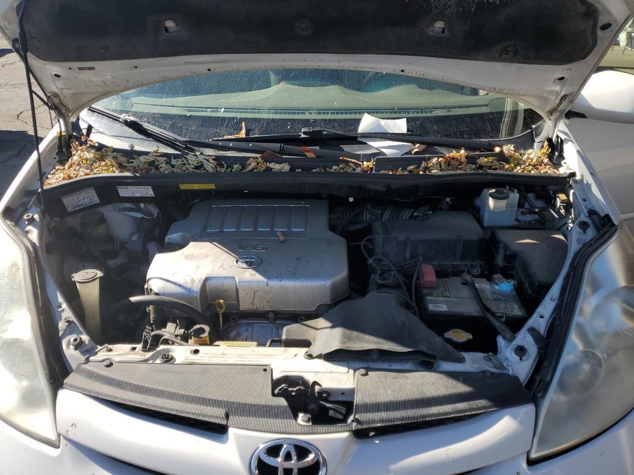 2008 TOYOTA SIENNA