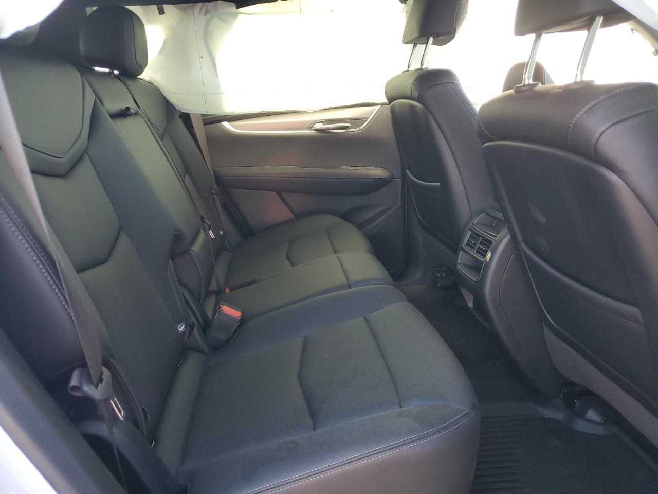 2024 CADILLAC XT5