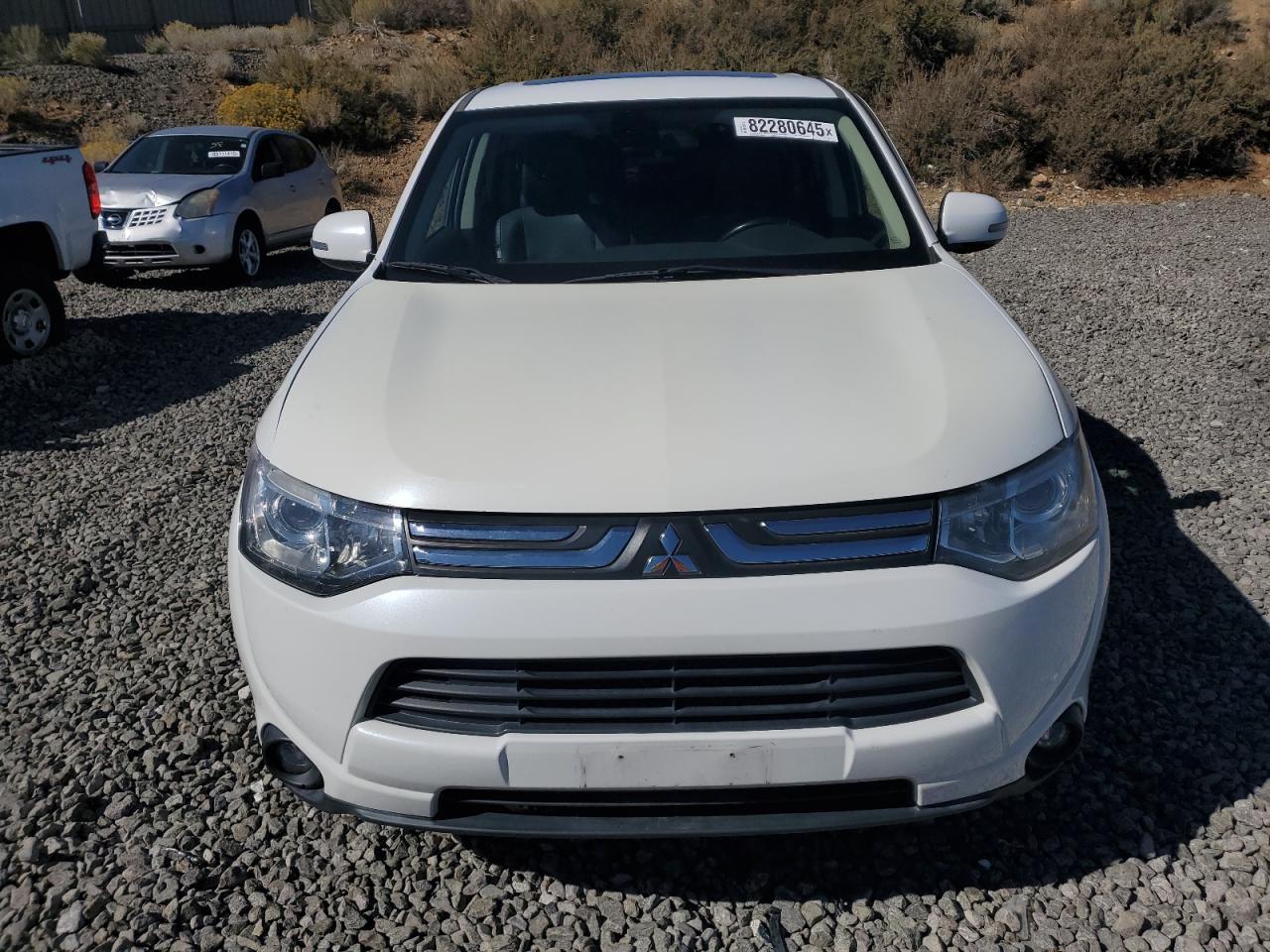 2014 MITSUBISHI outlander
