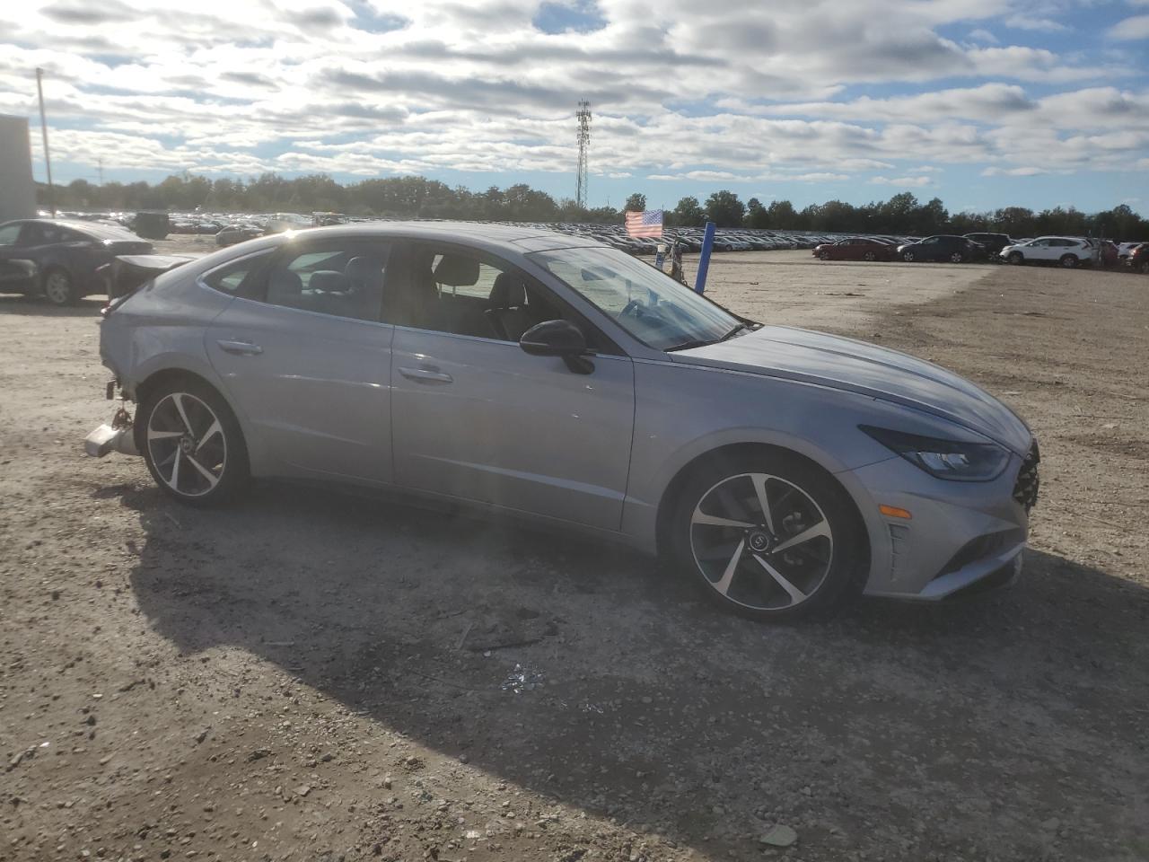 2023 HYUNDAI SONATA