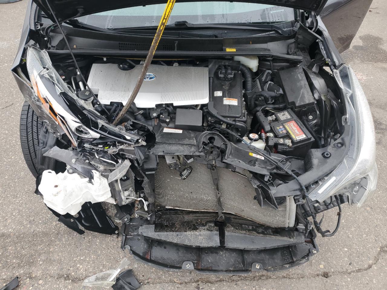 2017 TOYOTA PRIUS