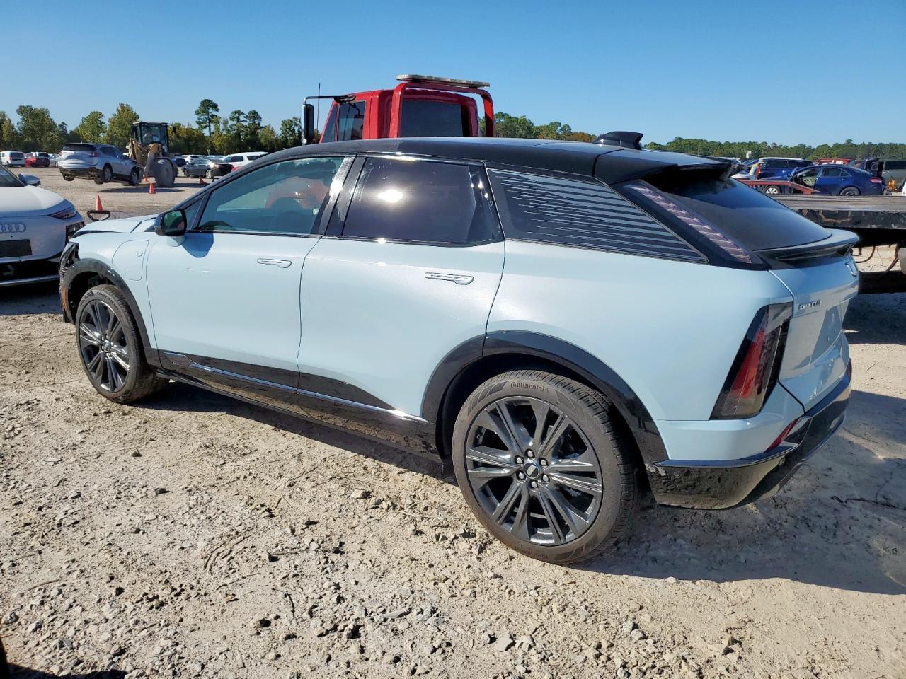 2025 CADILLAC OPTIQ