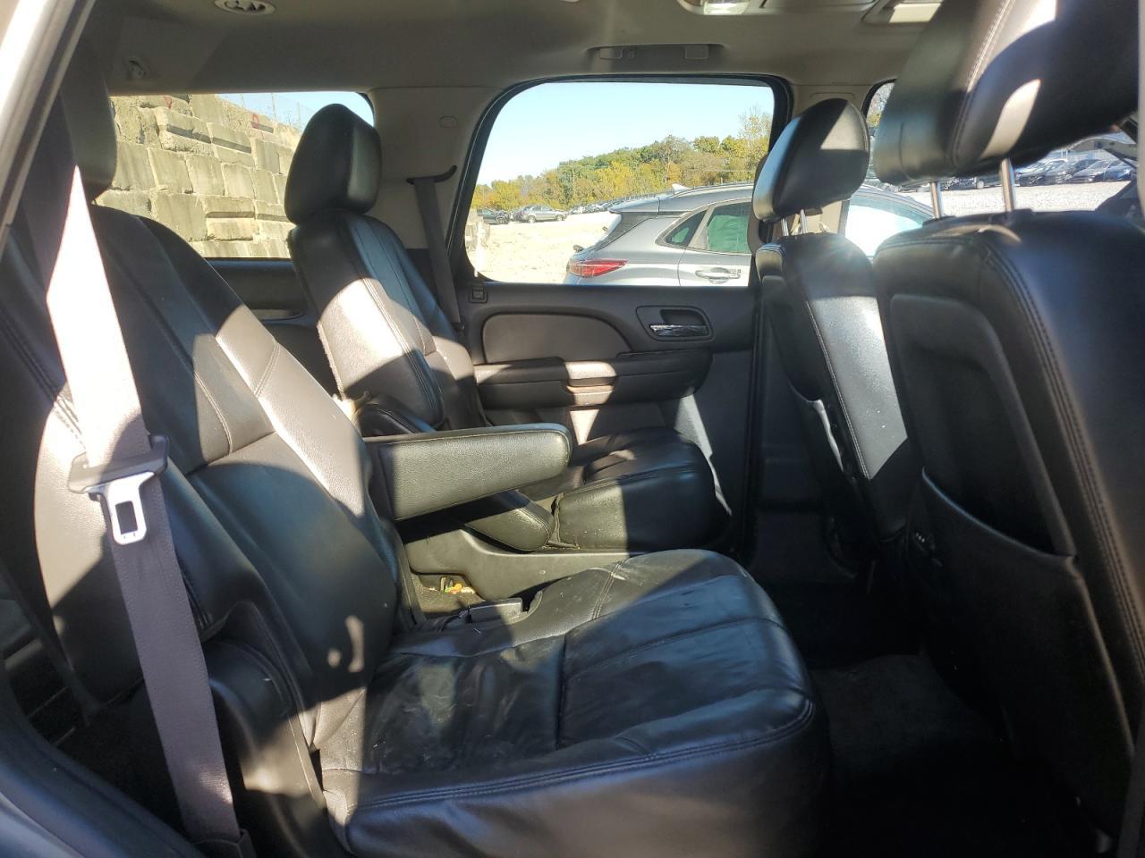 2012 CHEVROLET Tahoe