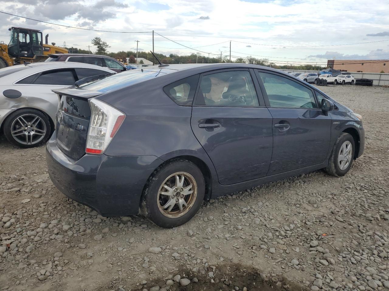 2010 TOYOTA PRIUS