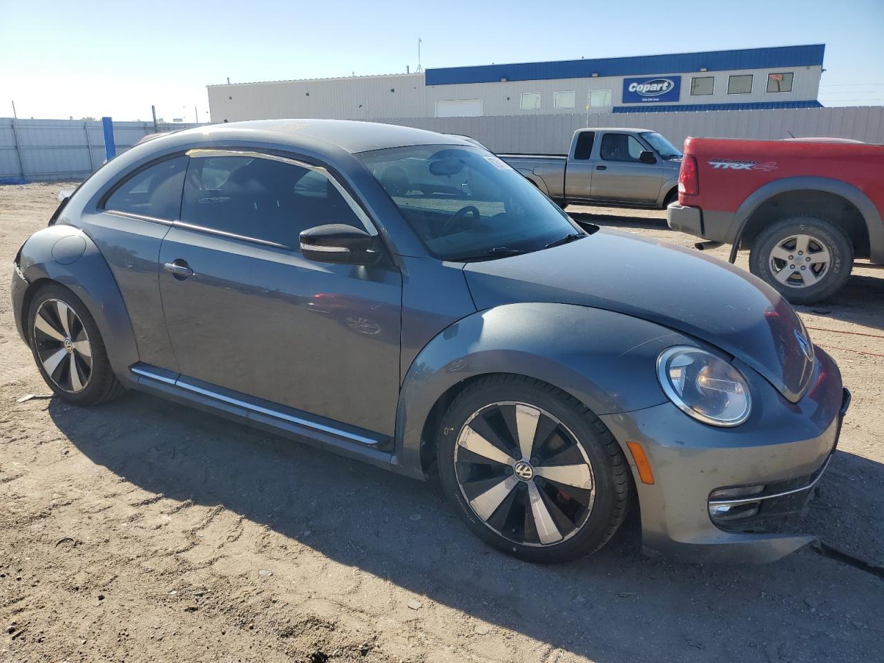 2012 VOLKSWAGEN Beetle