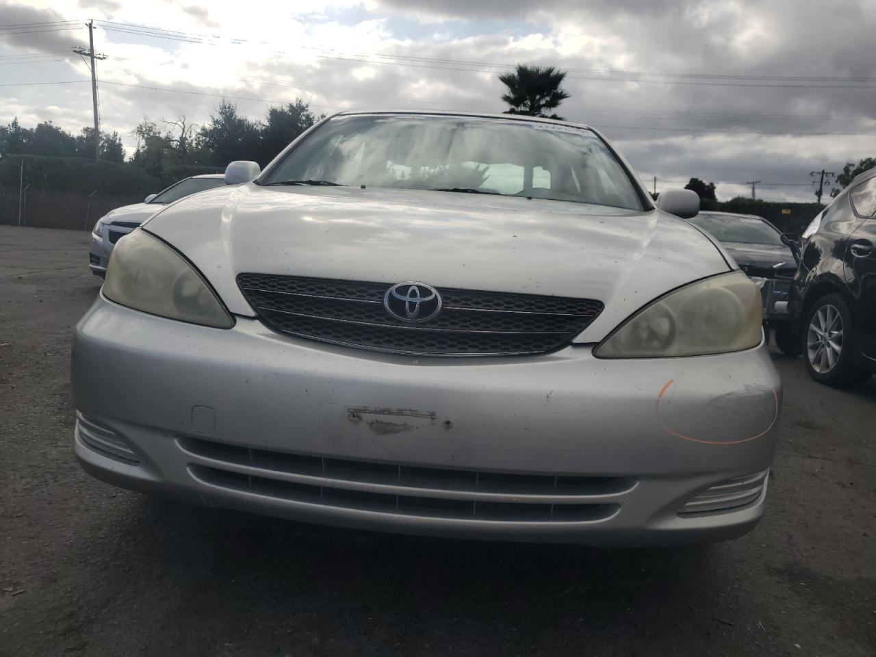 2002 TOYOTA CAMRY