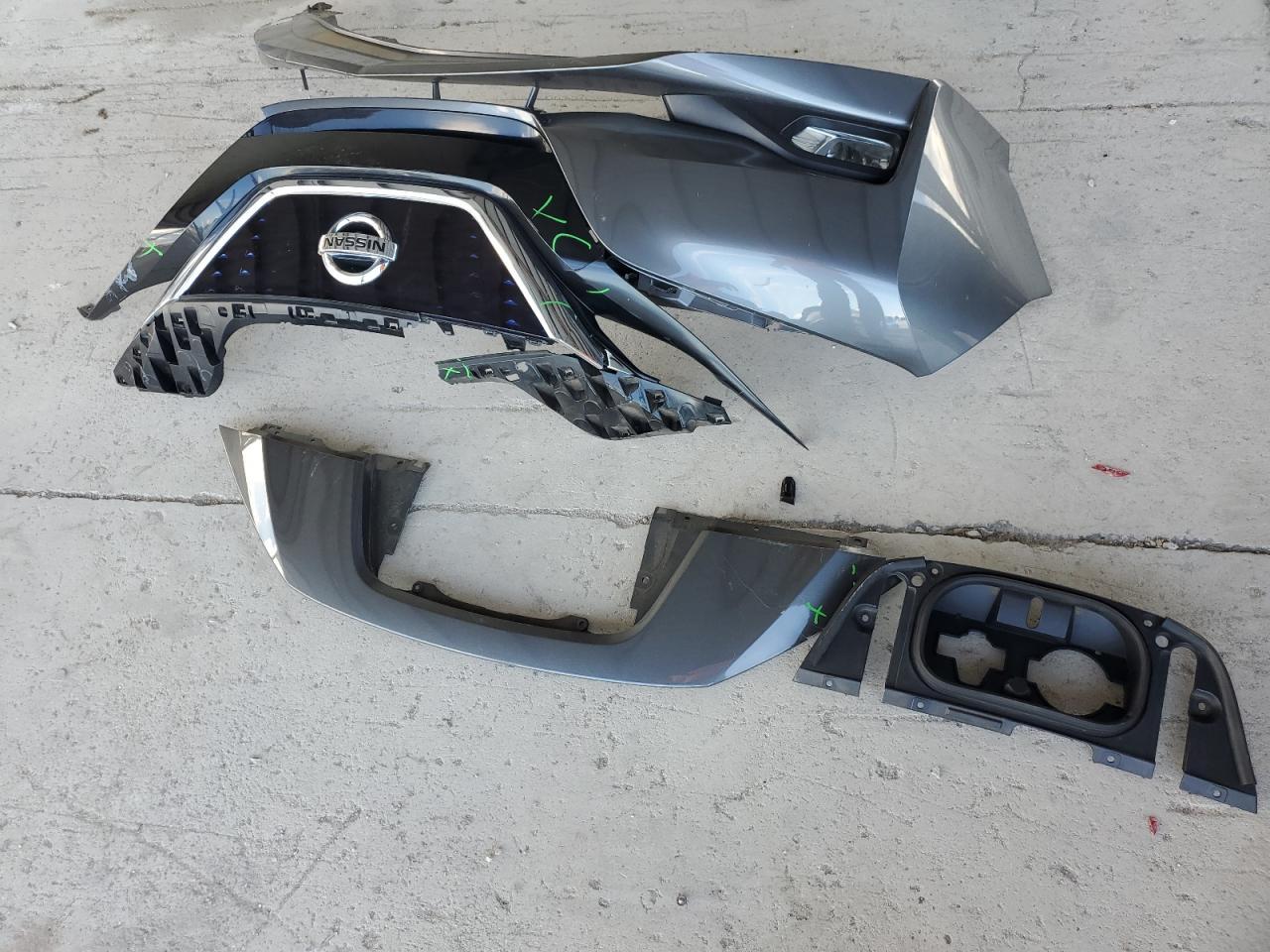 2018 NISSAN LEAF