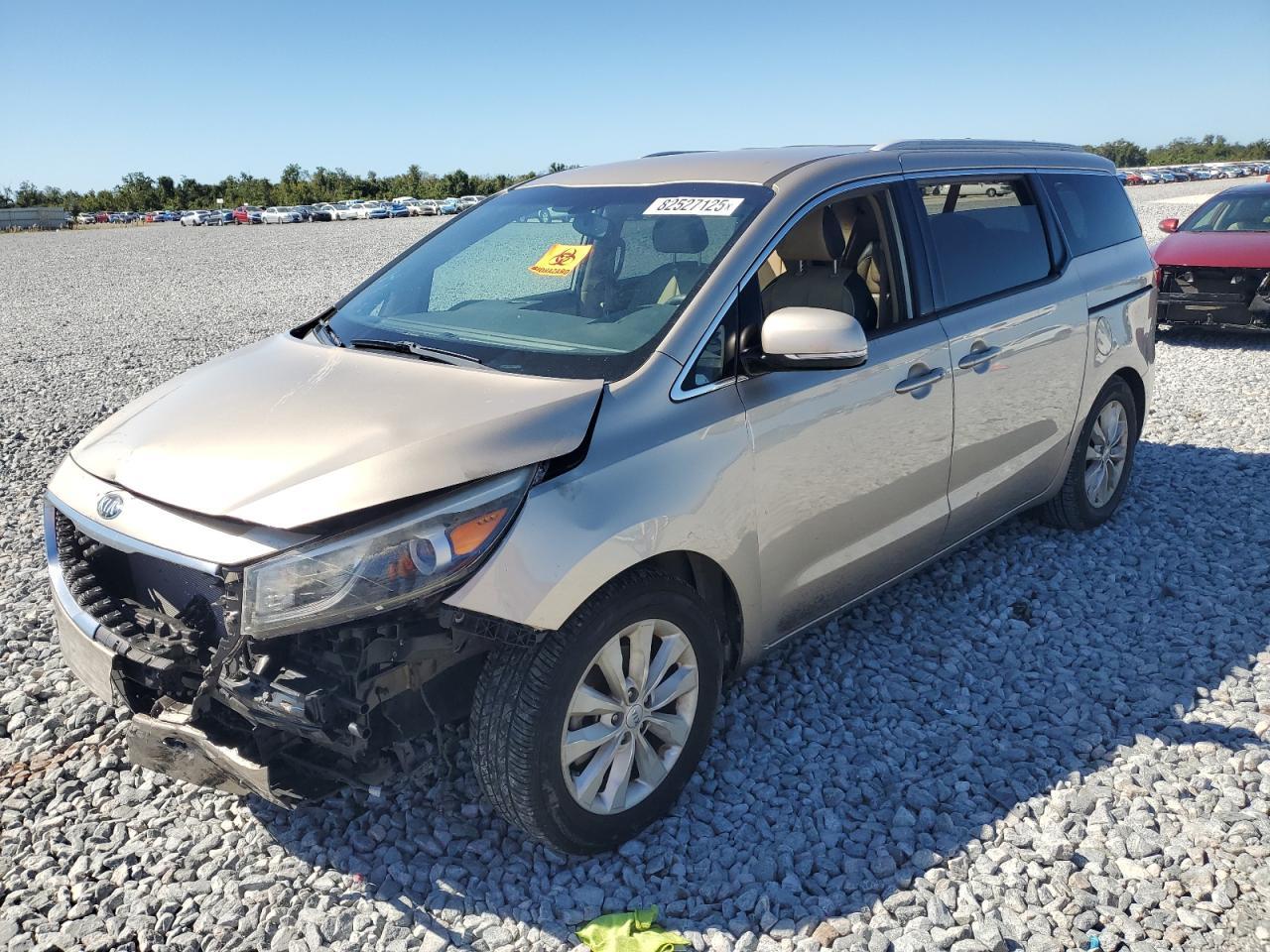 2015 KIA SEDONA