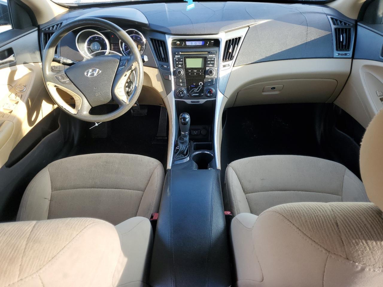 2011 HYUNDAI SONATA