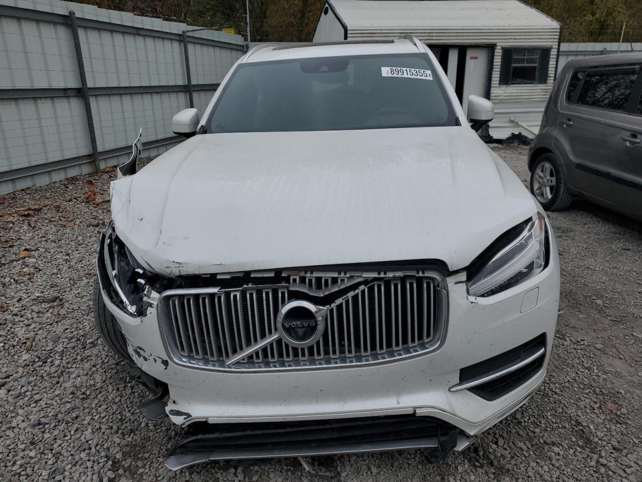 2018 VOLVO XC90