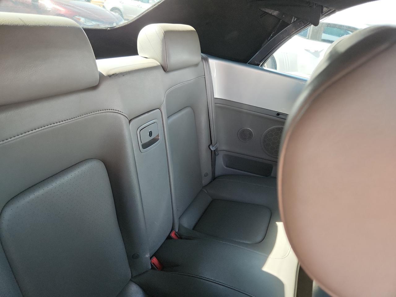 2005 VOLKSWAGEN Beetle