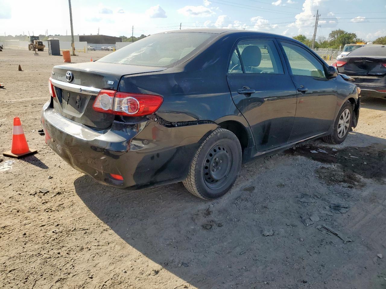 2011 TOYOTA COROLLA
