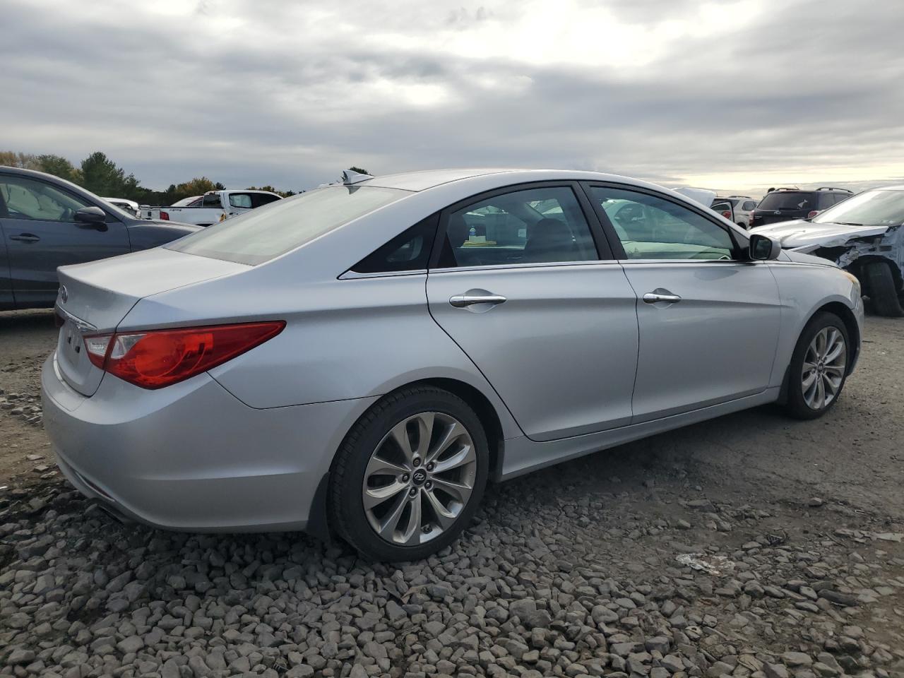 2012 HYUNDAI SONATA