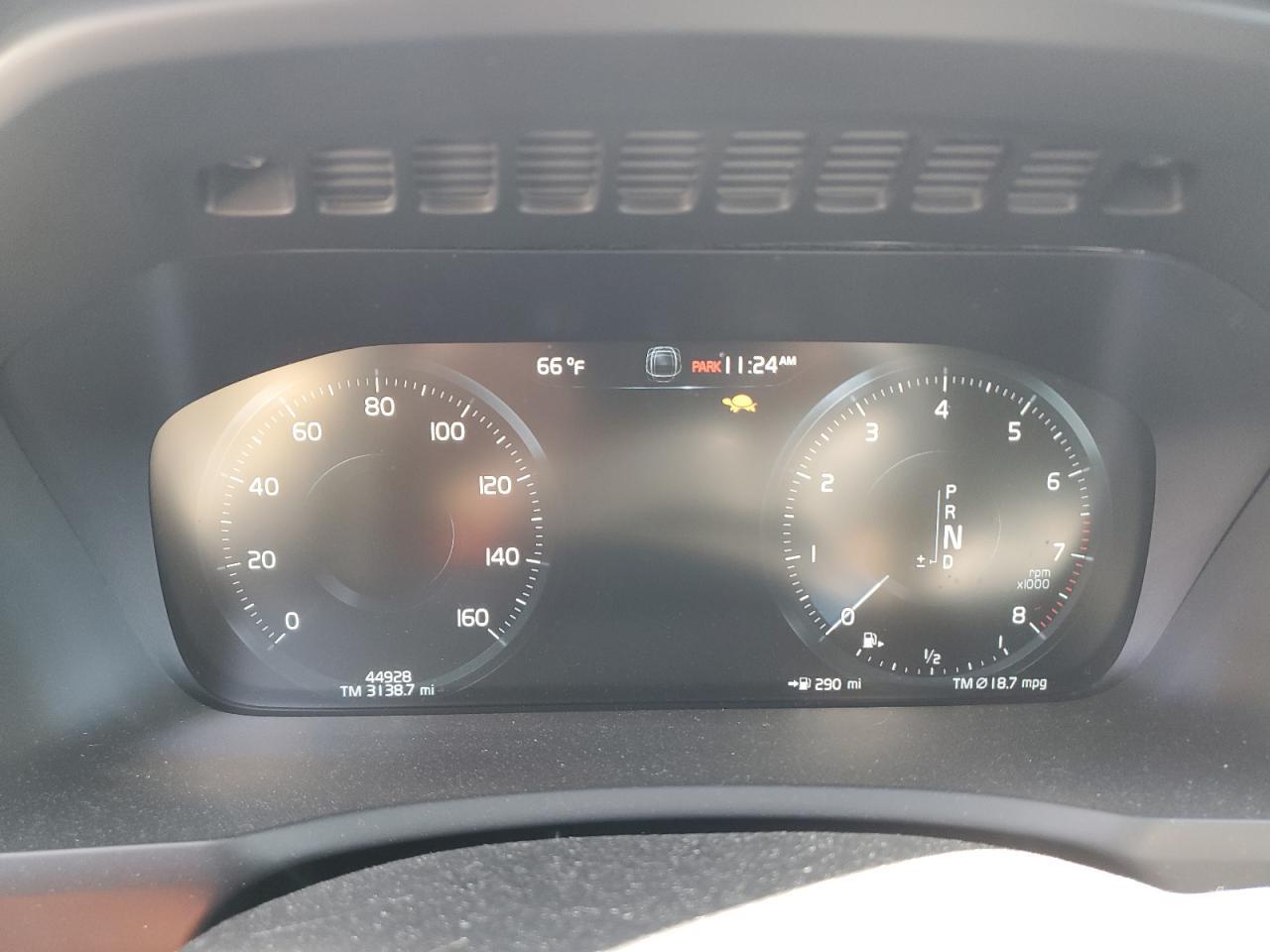 2019 VOLVO XC90