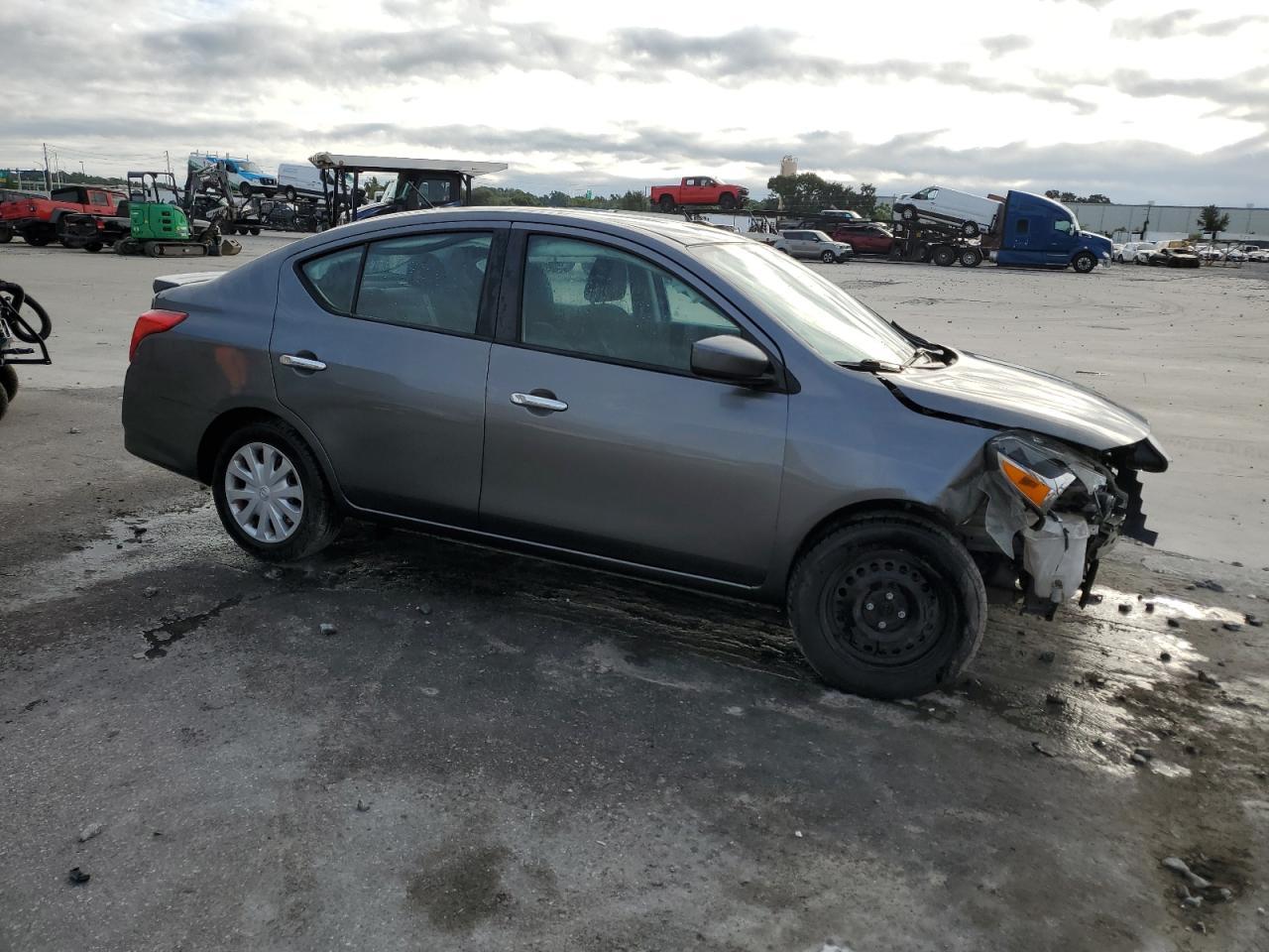 2019 NISSAN VERSA