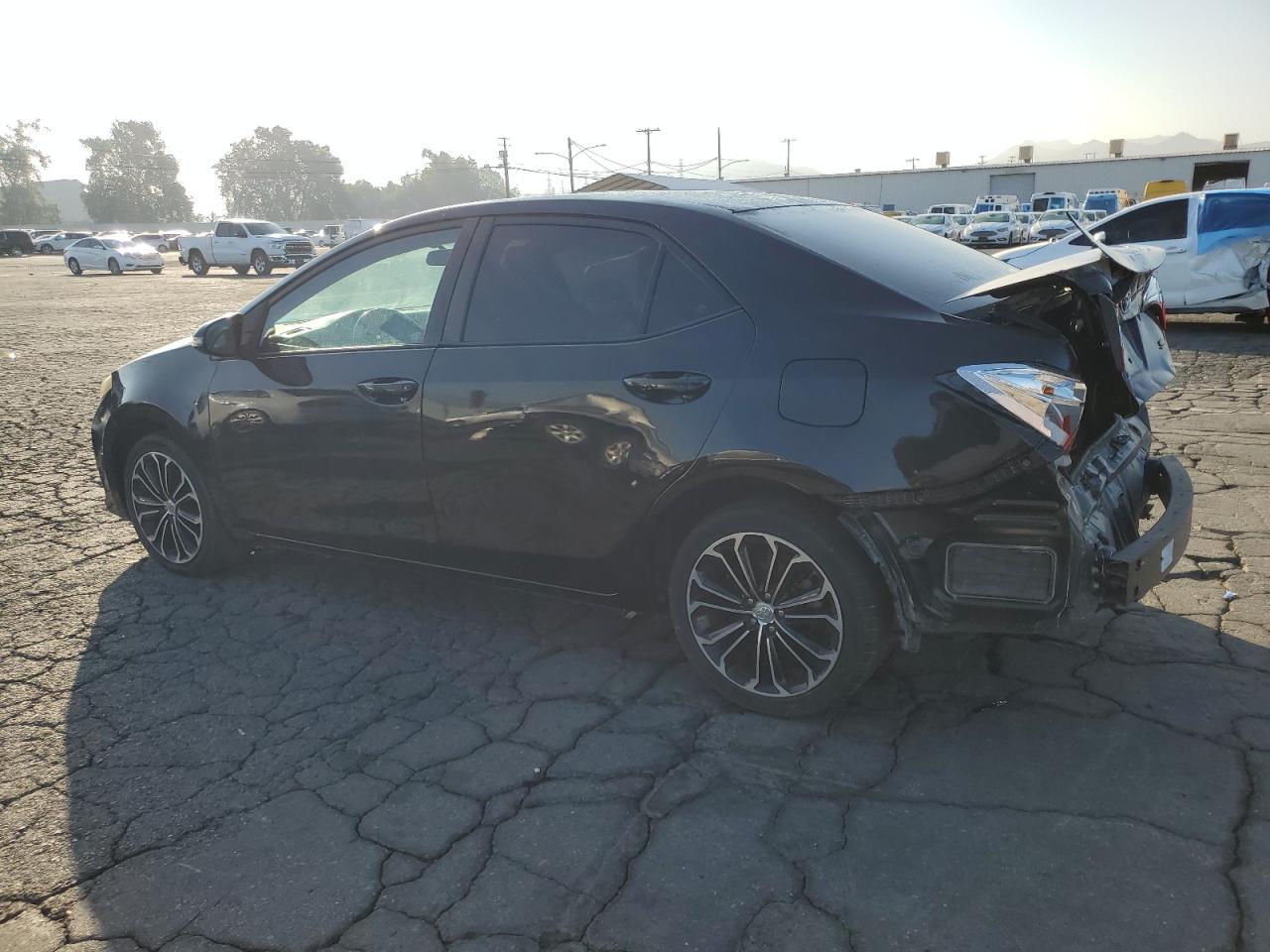 2015 TOYOTA COROLLA