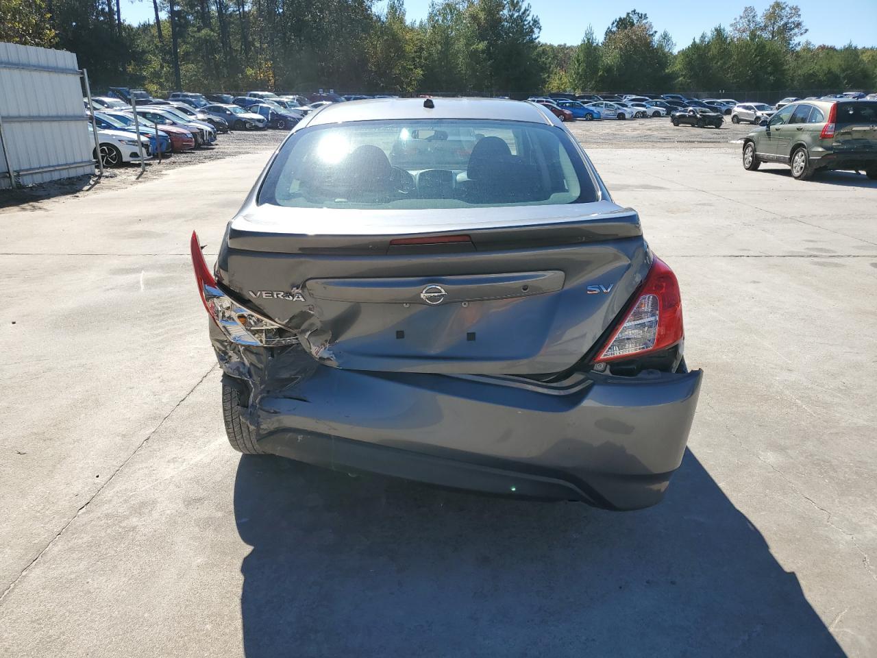 2019 NISSAN VERSA