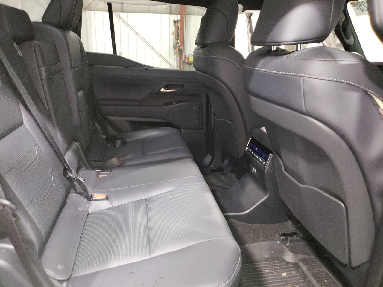 2025 LEXUS GX 550