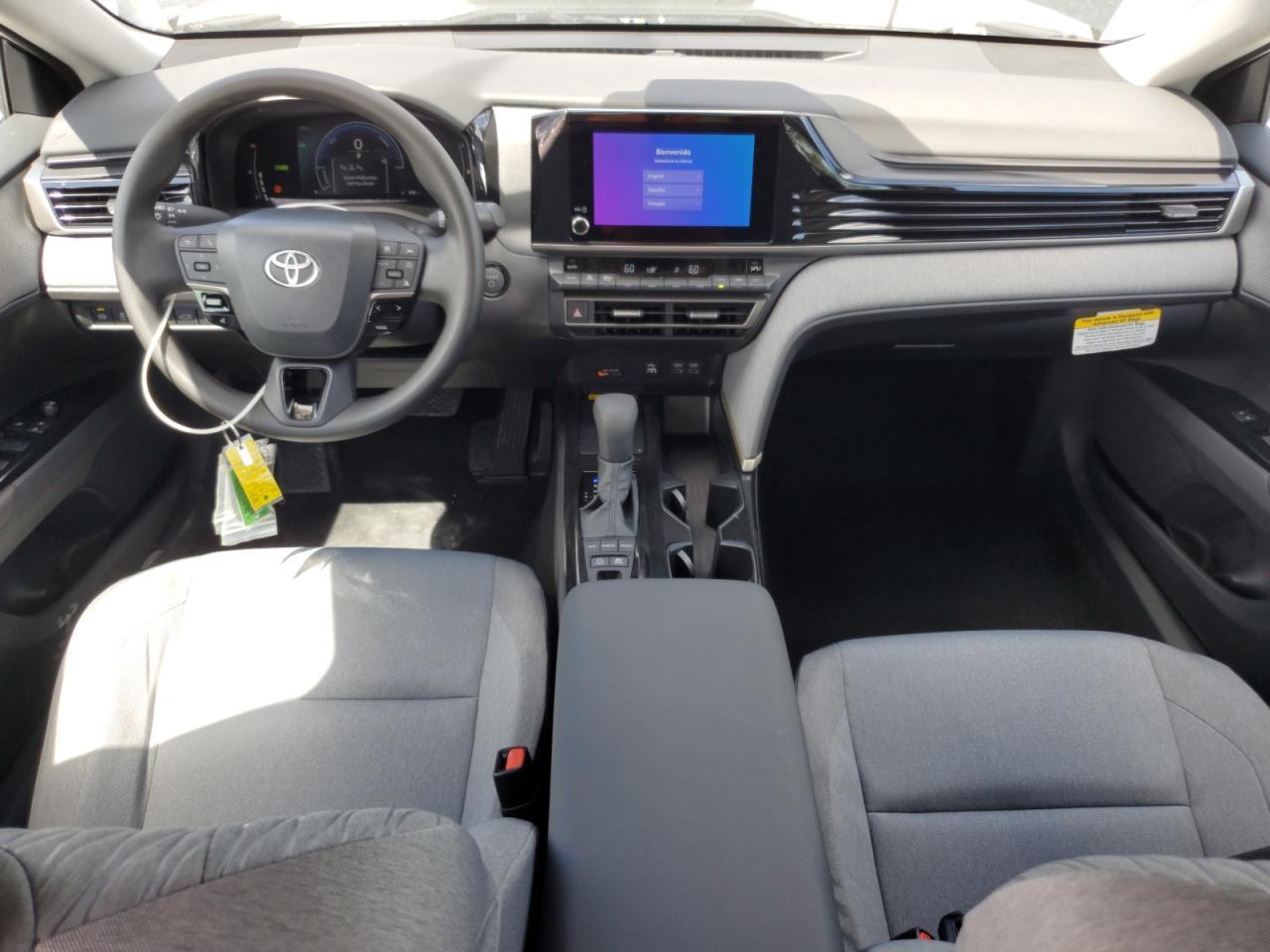 2025 TOYOTA CAMRY