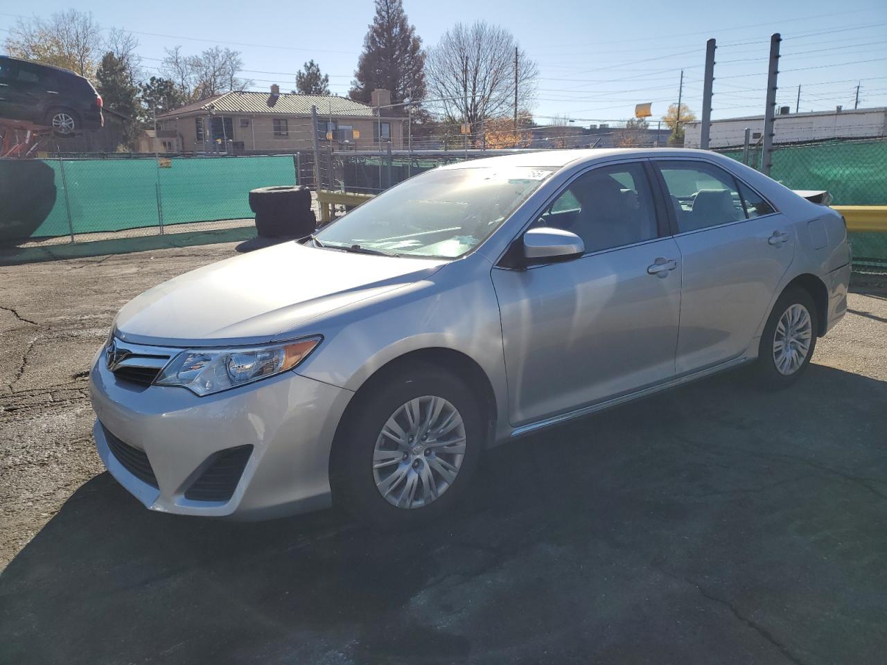 2014 TOYOTA CAMRY