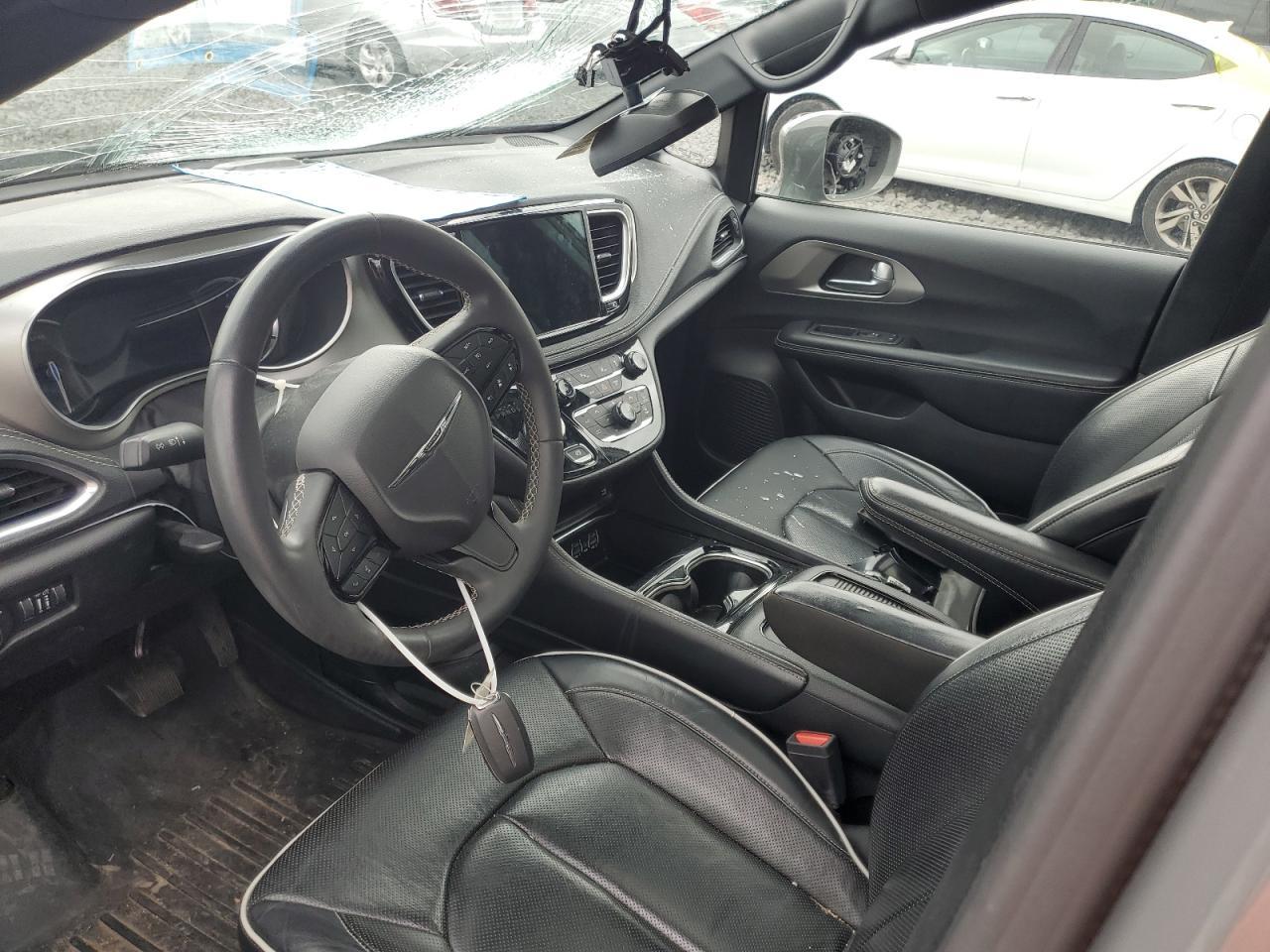 2022 CHRYSLER Pacifica