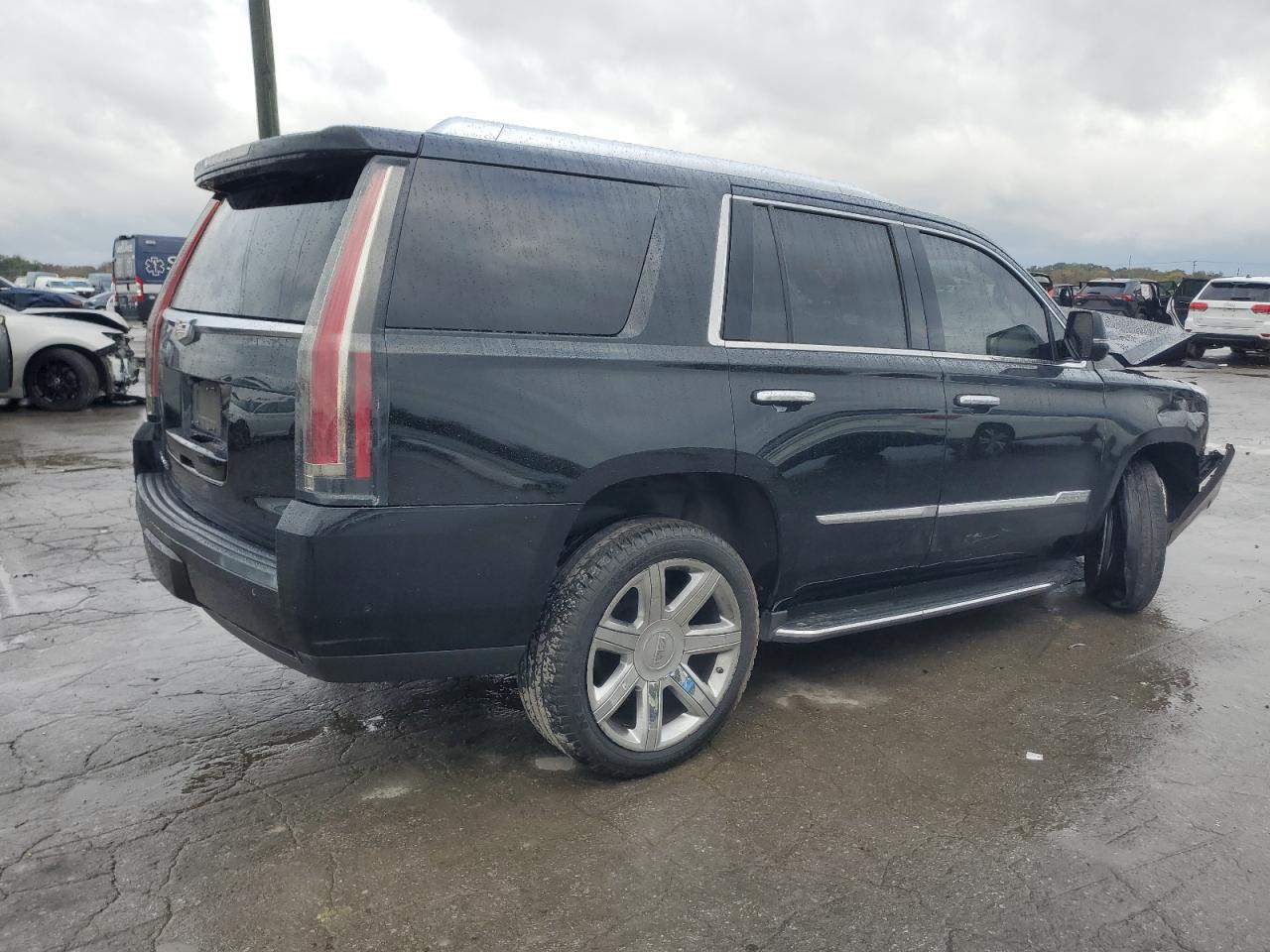 2018 CADILLAC ESCALADE