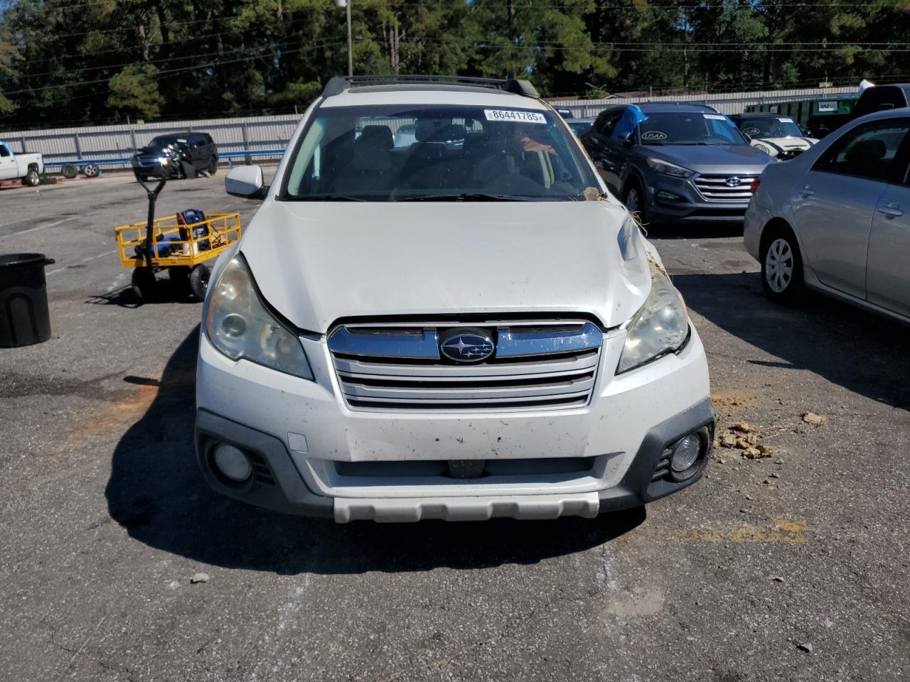 2013 SUBARU Outback