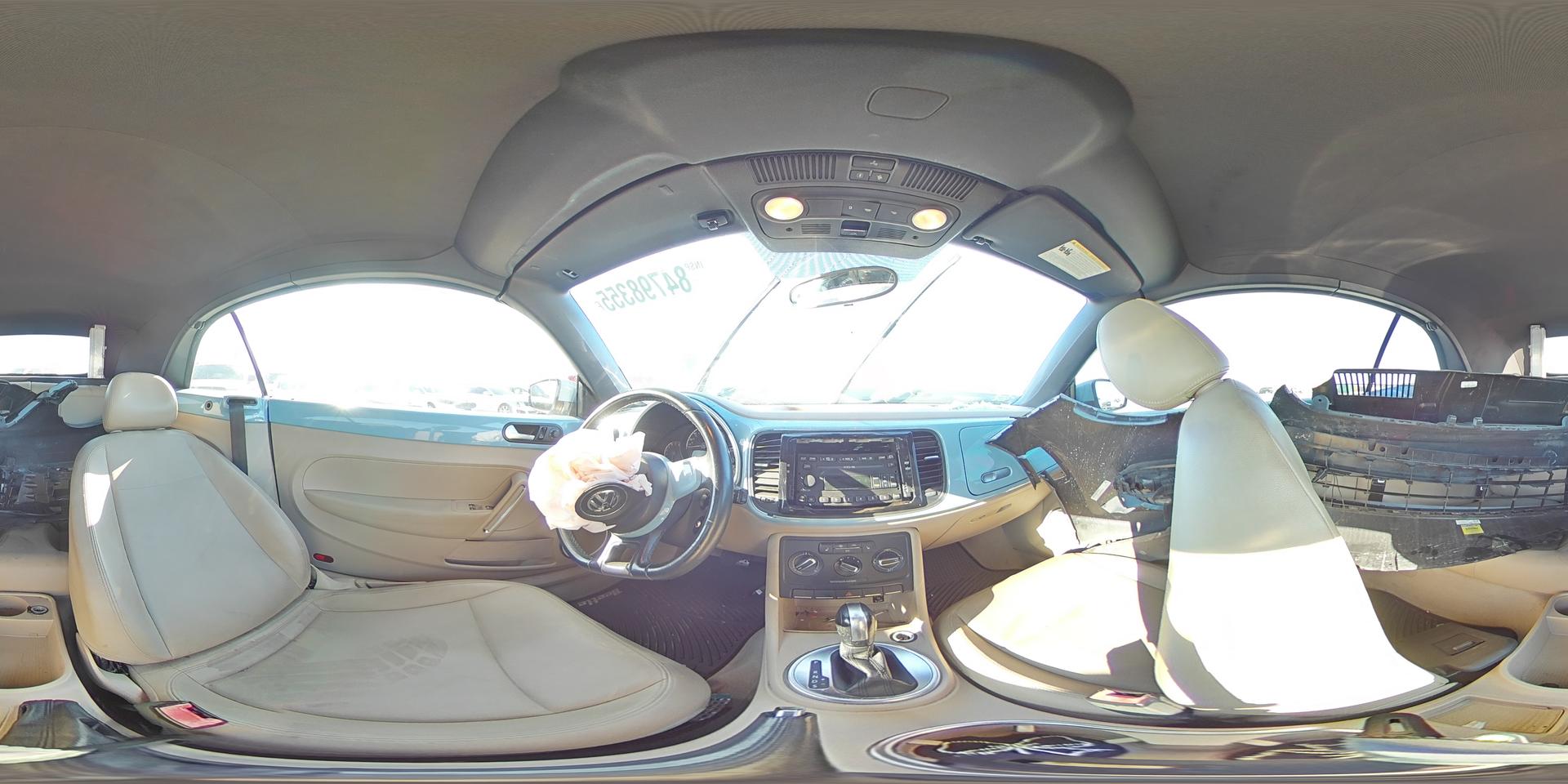 2013 VOLKSWAGEN Beetle