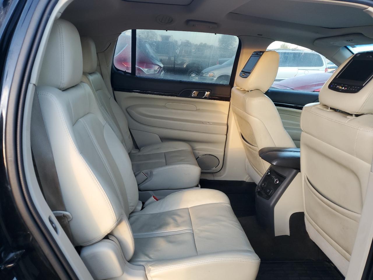 2014 LINCOLN MKT