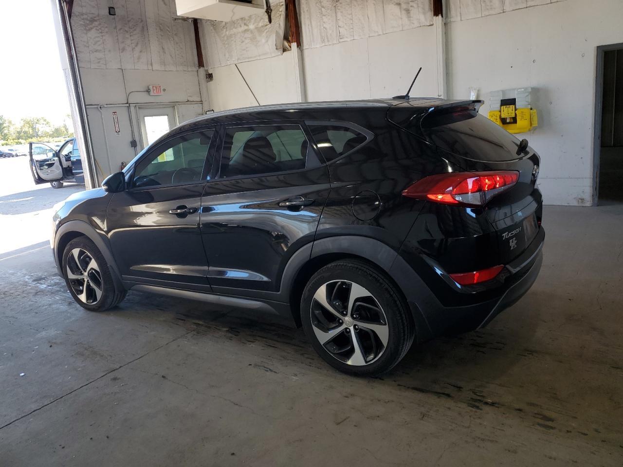 2016 HYUNDAI TUCSON
