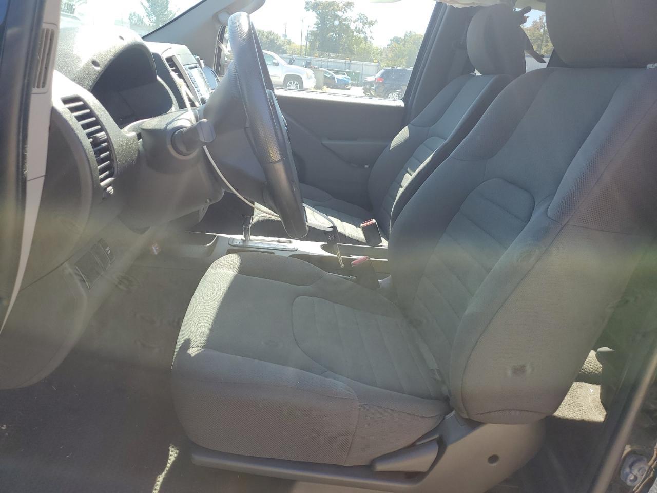 2017 NISSAN Frontier