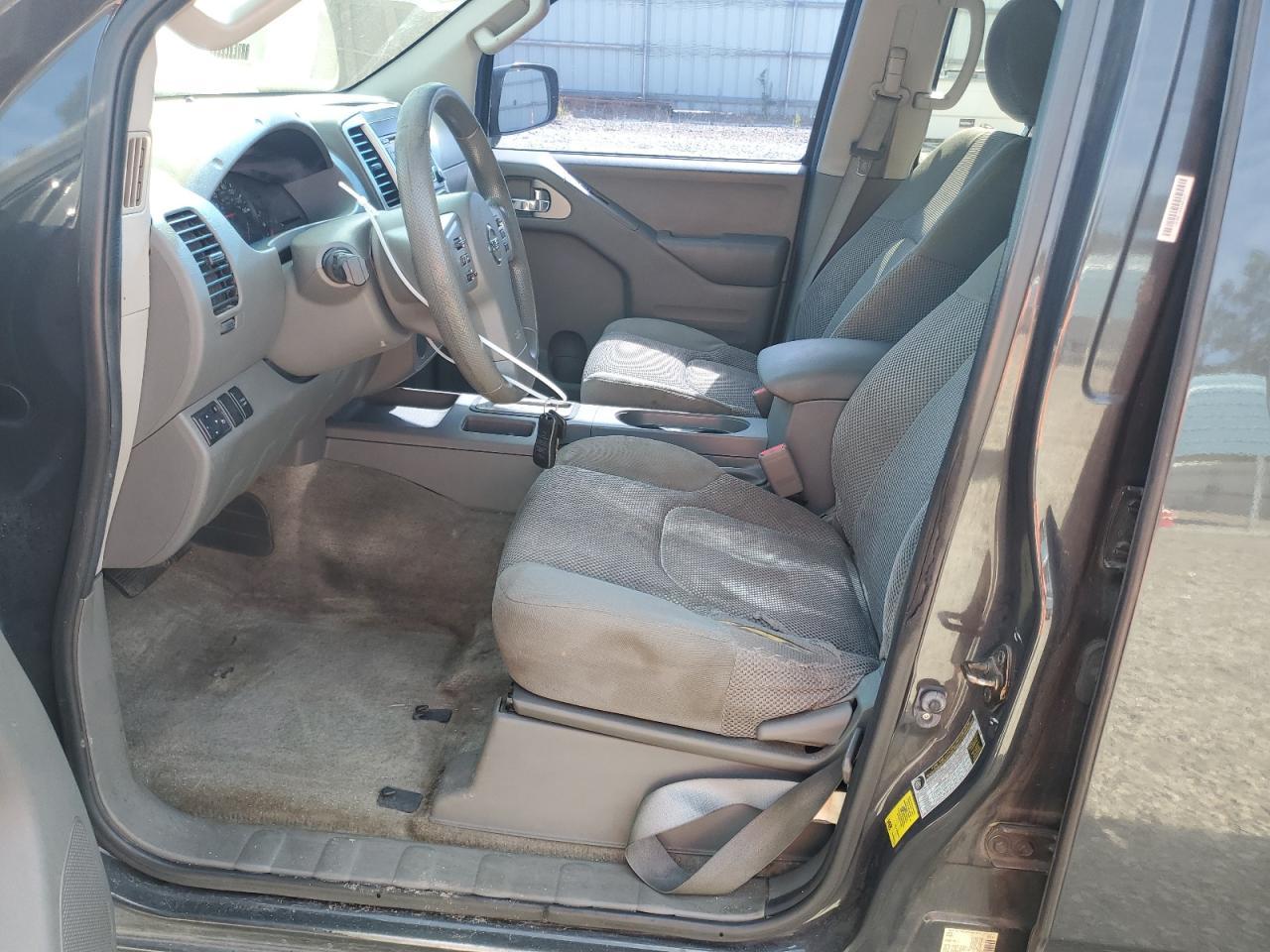 2015 NISSAN Frontier
