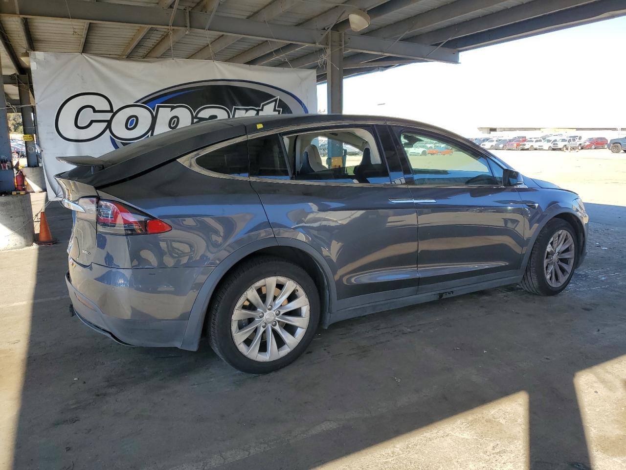2018 TESLA MODEL X