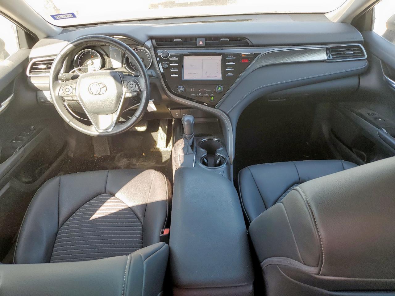 2019 TOYOTA CAMRY