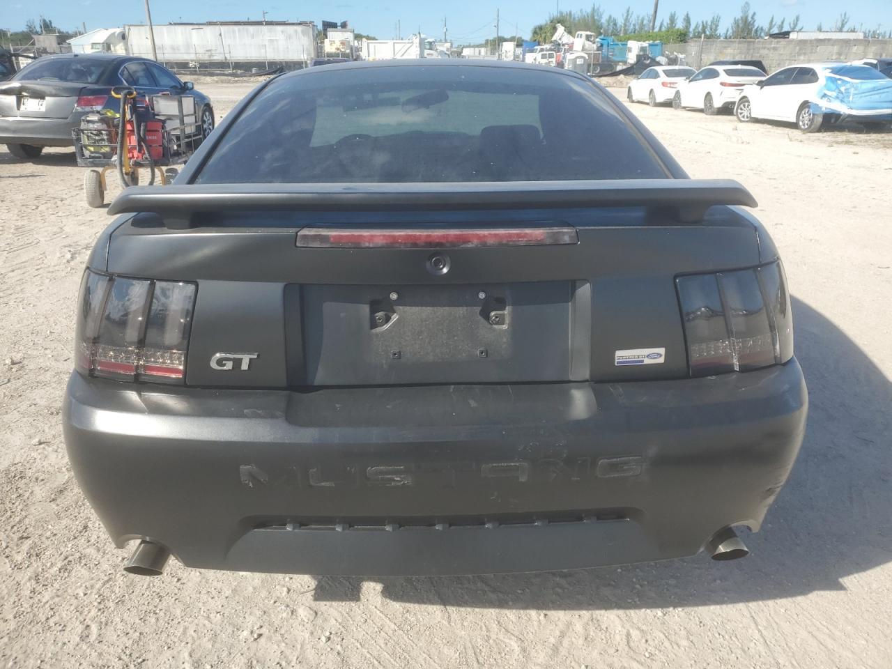 2003 FORD MUSTANG