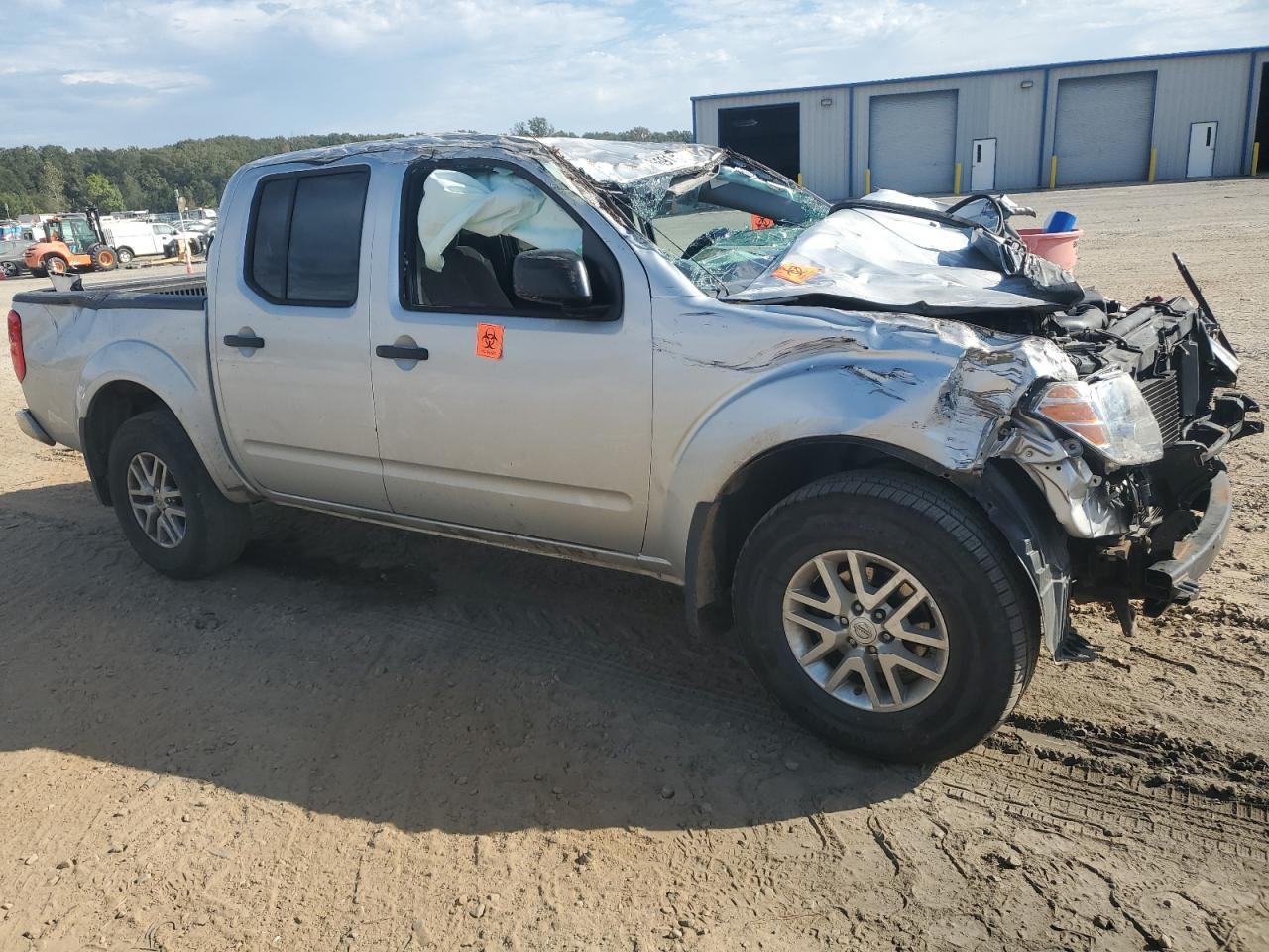 2017 NISSAN Frontier
