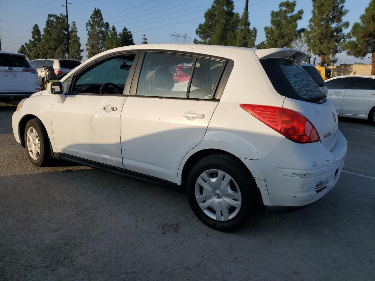 2010 NISSAN VERSA