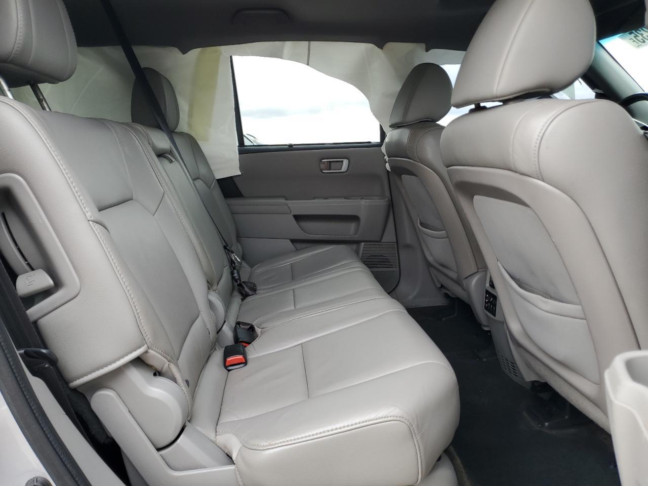2015 HONDA PILOT