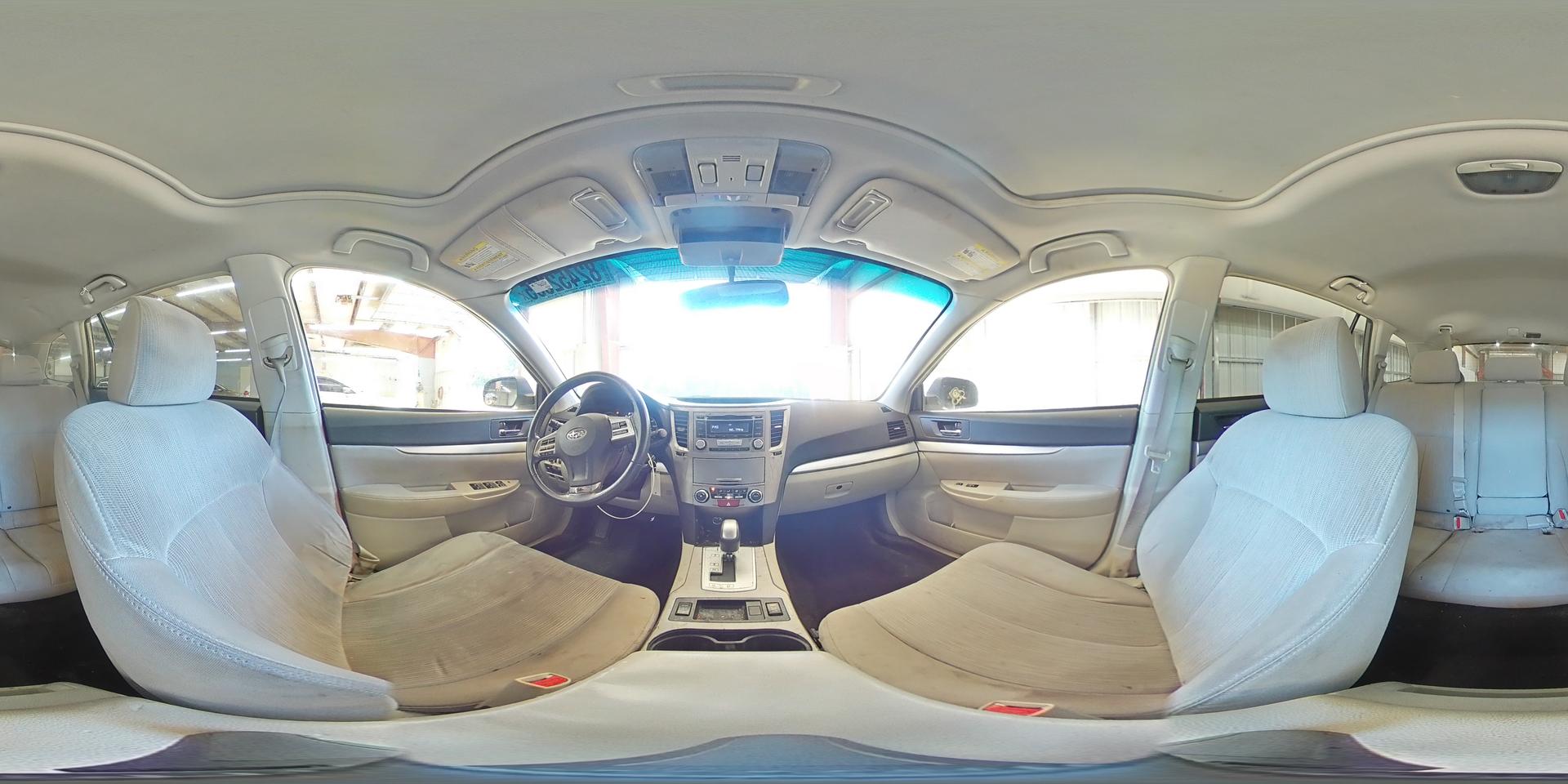 2013 SUBARU Outback