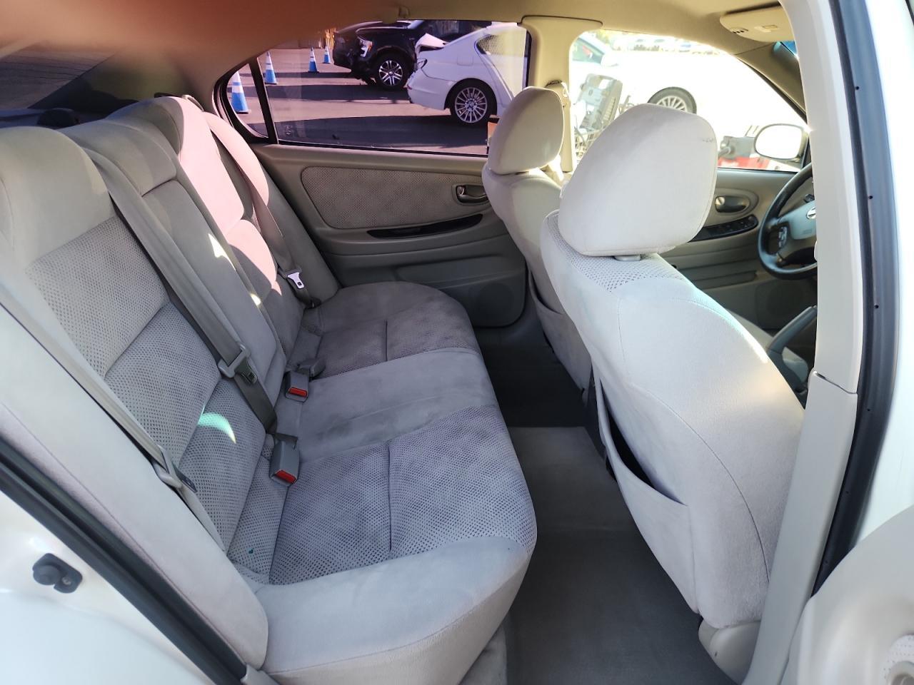 2003 NISSAN Maxima