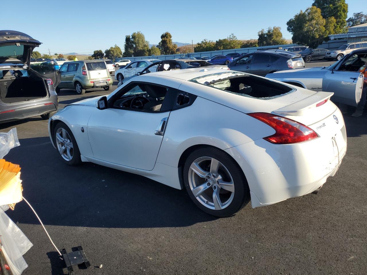 2011 NISSAN 370Z