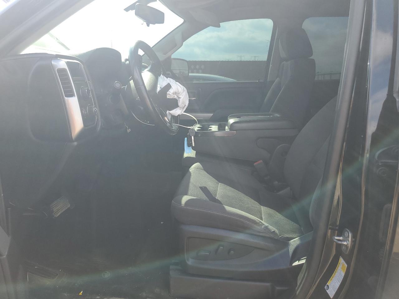 2018 CHEVROLET Silverado