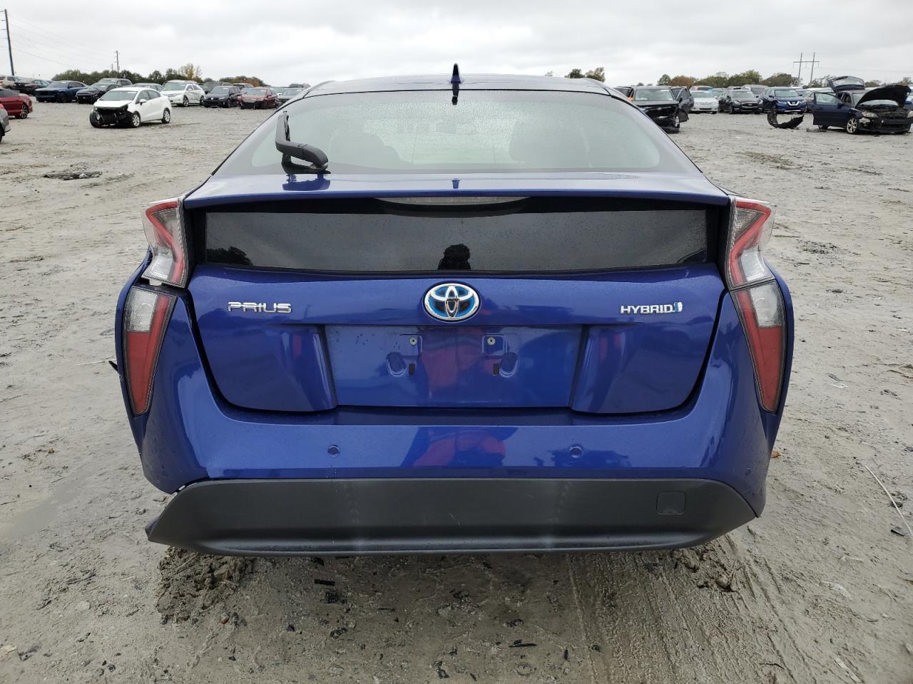 2017 TOYOTA PRIUS