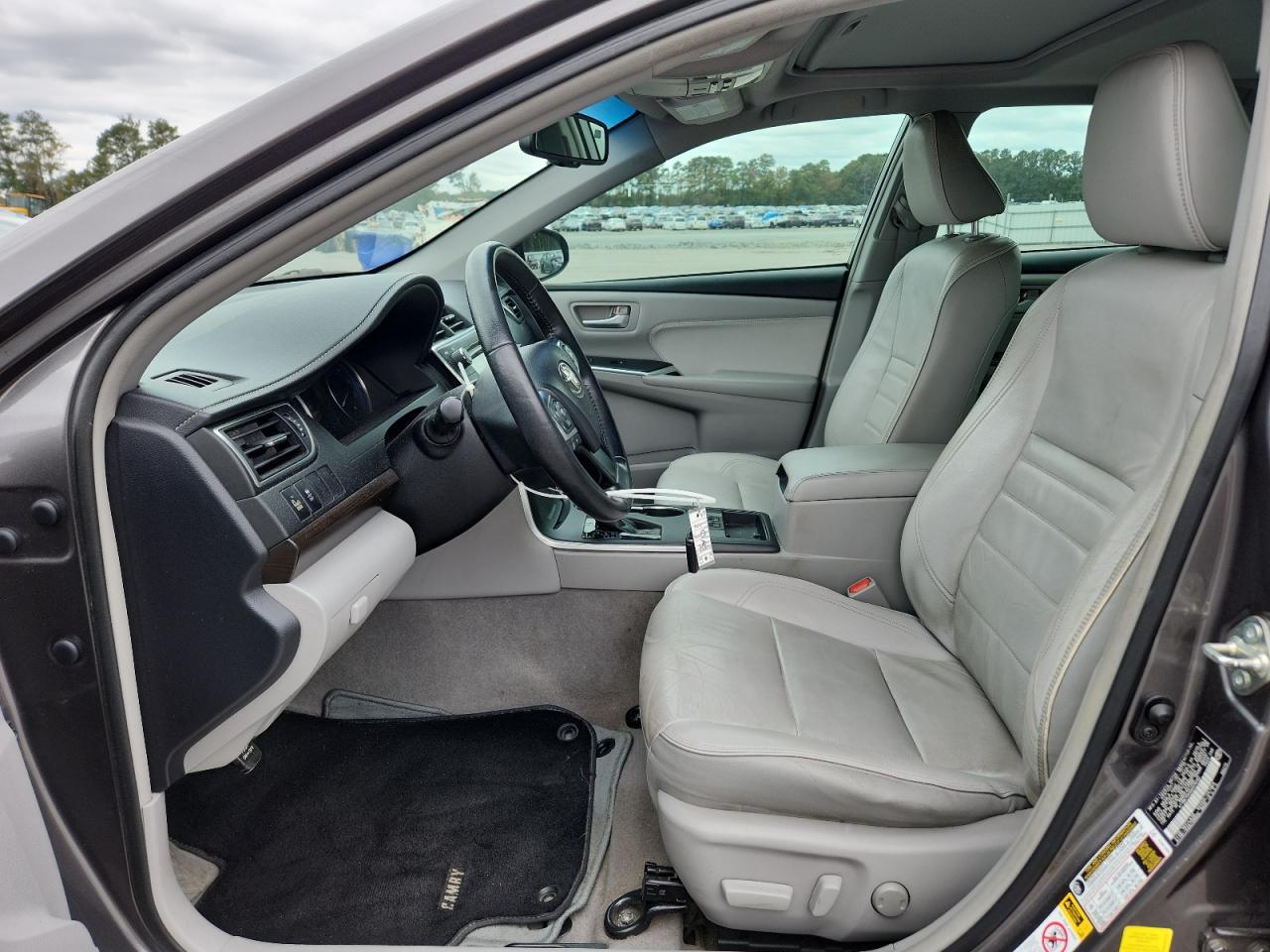 2016 TOYOTA CAMRY