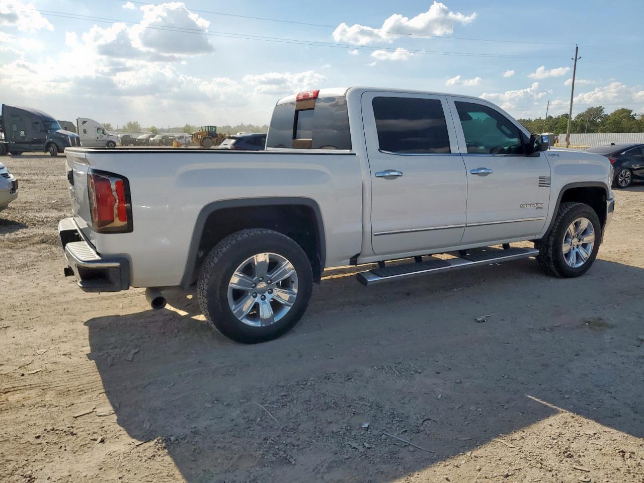 2018 GMC Sierra