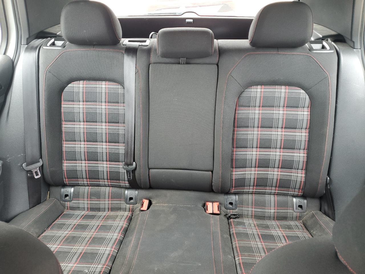 2017 VOLKSWAGEN GTI
