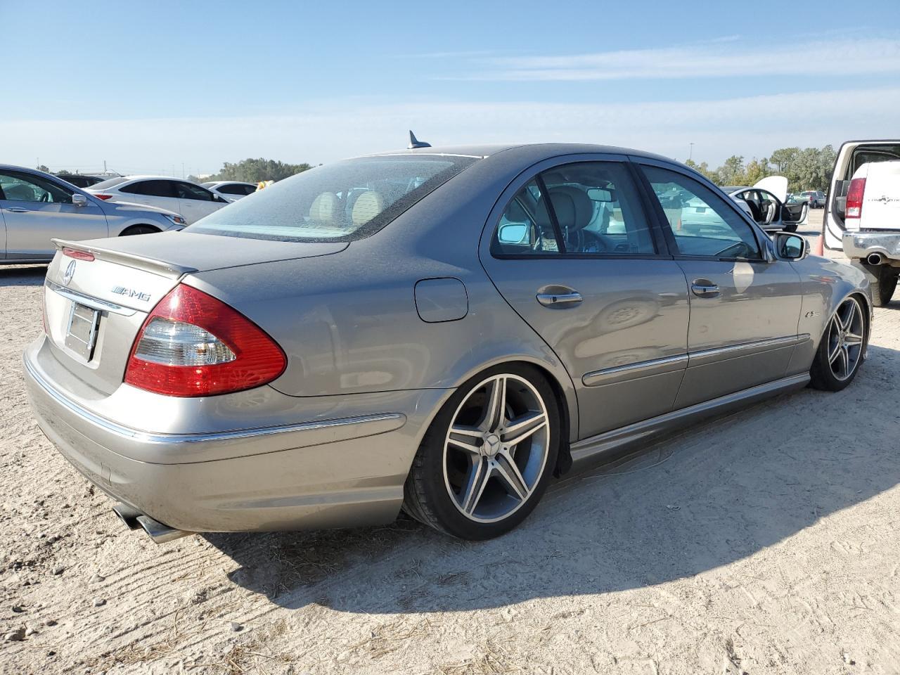 2007 MERCEDES-BENZ E-Class