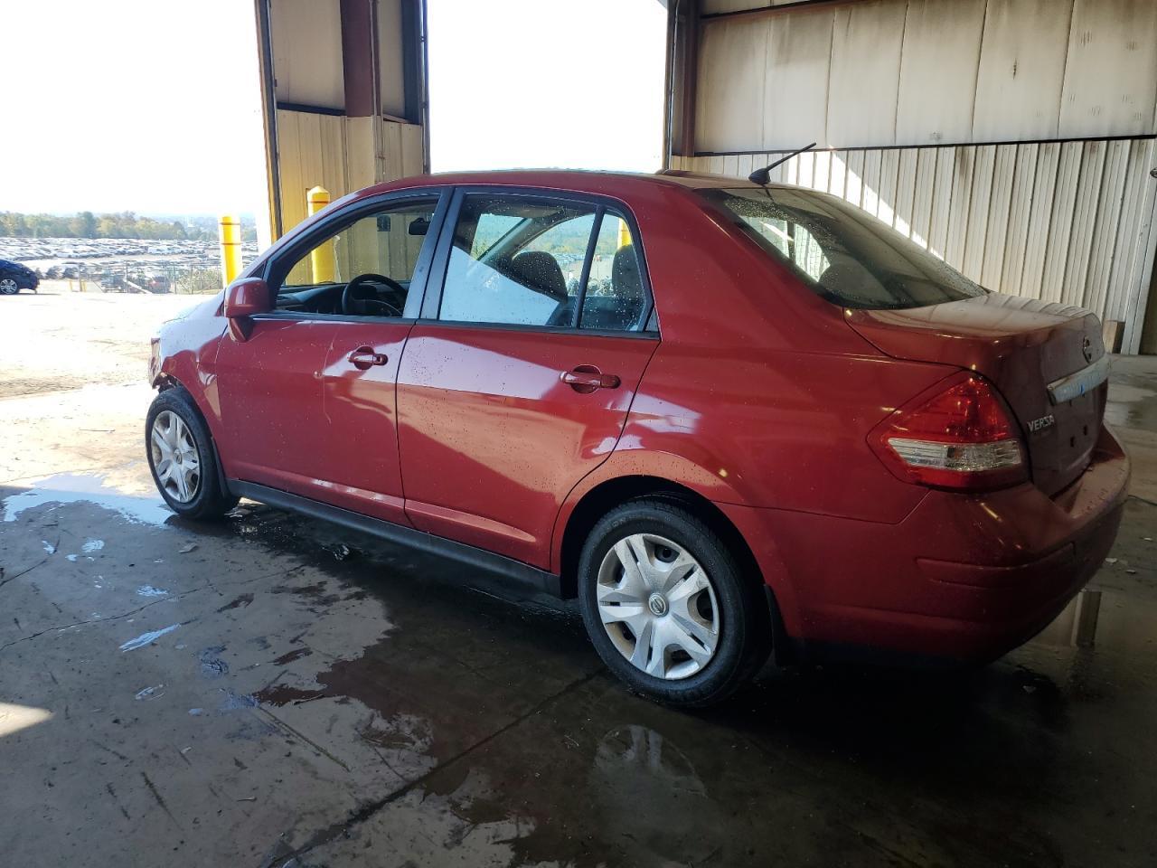2010 NISSAN VERSA